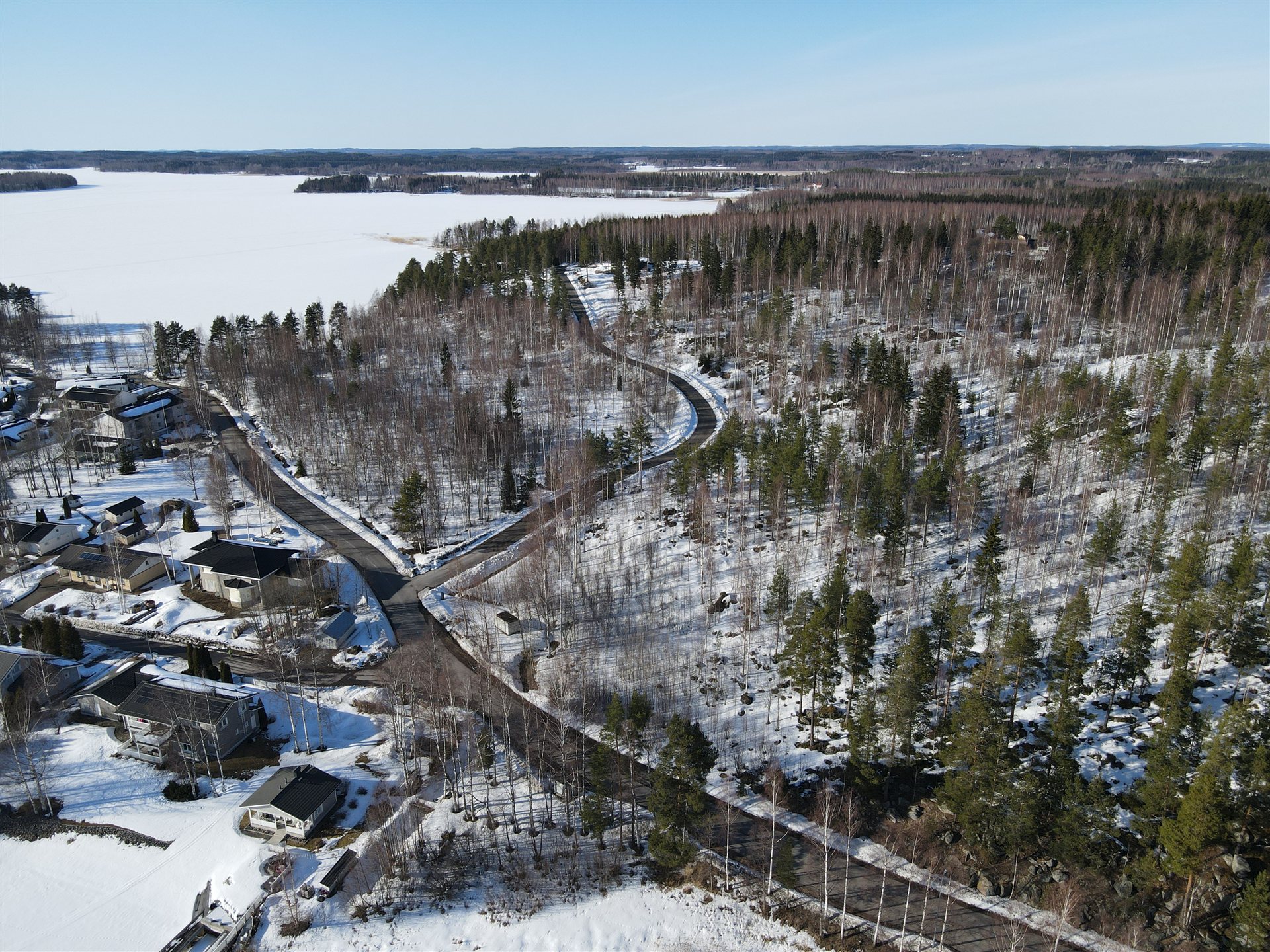 Laguuninrannan tie keväällä ilmasta